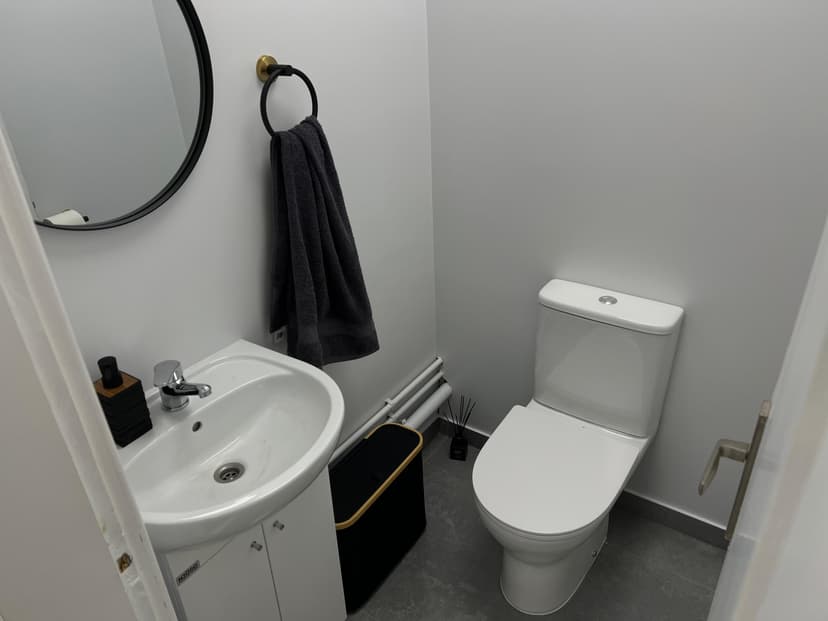 Mūsu klientu uzgaidāmās telpas labierīcības