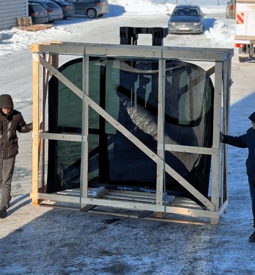 Autobusa panorāmas un priekšējā vējstikla nomaiņa